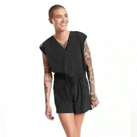 Athleta Sutton Romper Size 4 Lightweight Travel Romper - Picture 1 of 7